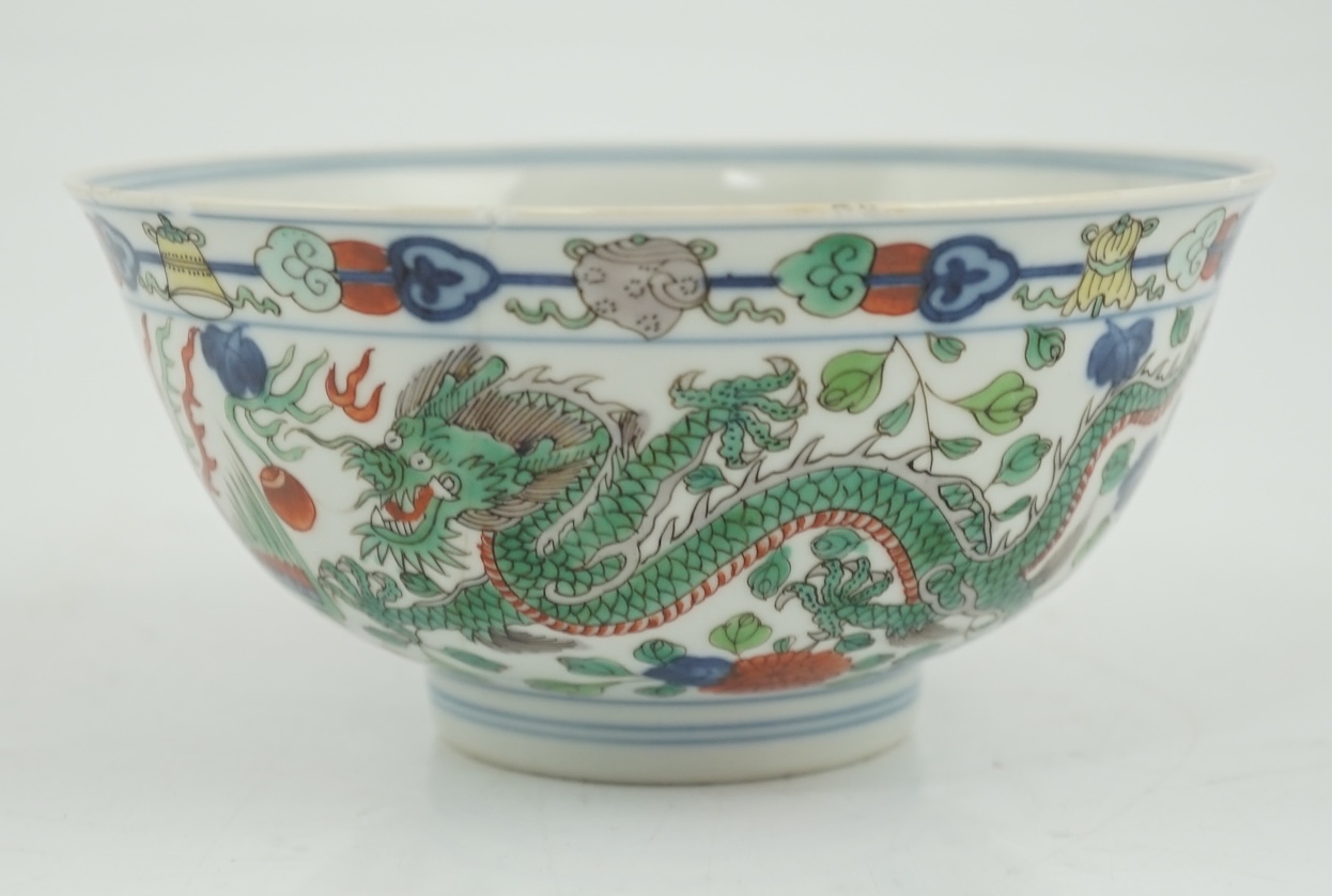 A Chinese wucai ‘dragon and phoenix’ bowl, early 20th century, diameter 15cm